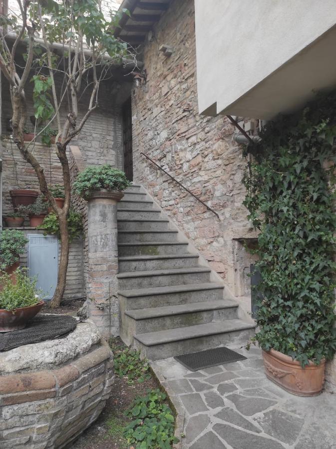 All'Archetto Del Terz'Ordine Assisi Exterior foto